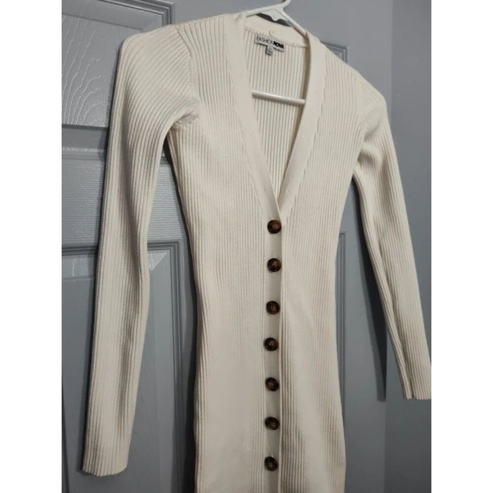 Fashion Nova winter fall autumn cream sweater knit knitted button long dress XS